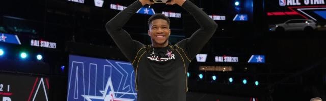 世界杯比赛时间表-字母哥终于捧起全明星MVP奖杯 下一目标总冠军