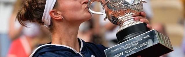 世界杯实时比分-从双打冠军到单打冠军 克雷吉茨科娃再写黑马神话