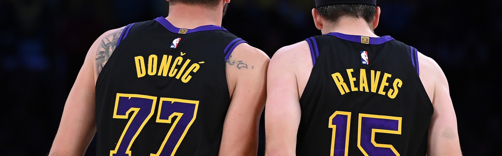 世界杯实时比分-湖人近7场攻防效率：进攻121.1第5 防守107.3第6 净效率+13.8第2